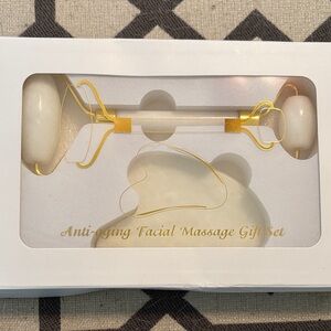 Anti-aging facial white and Gold Massage Gift Set